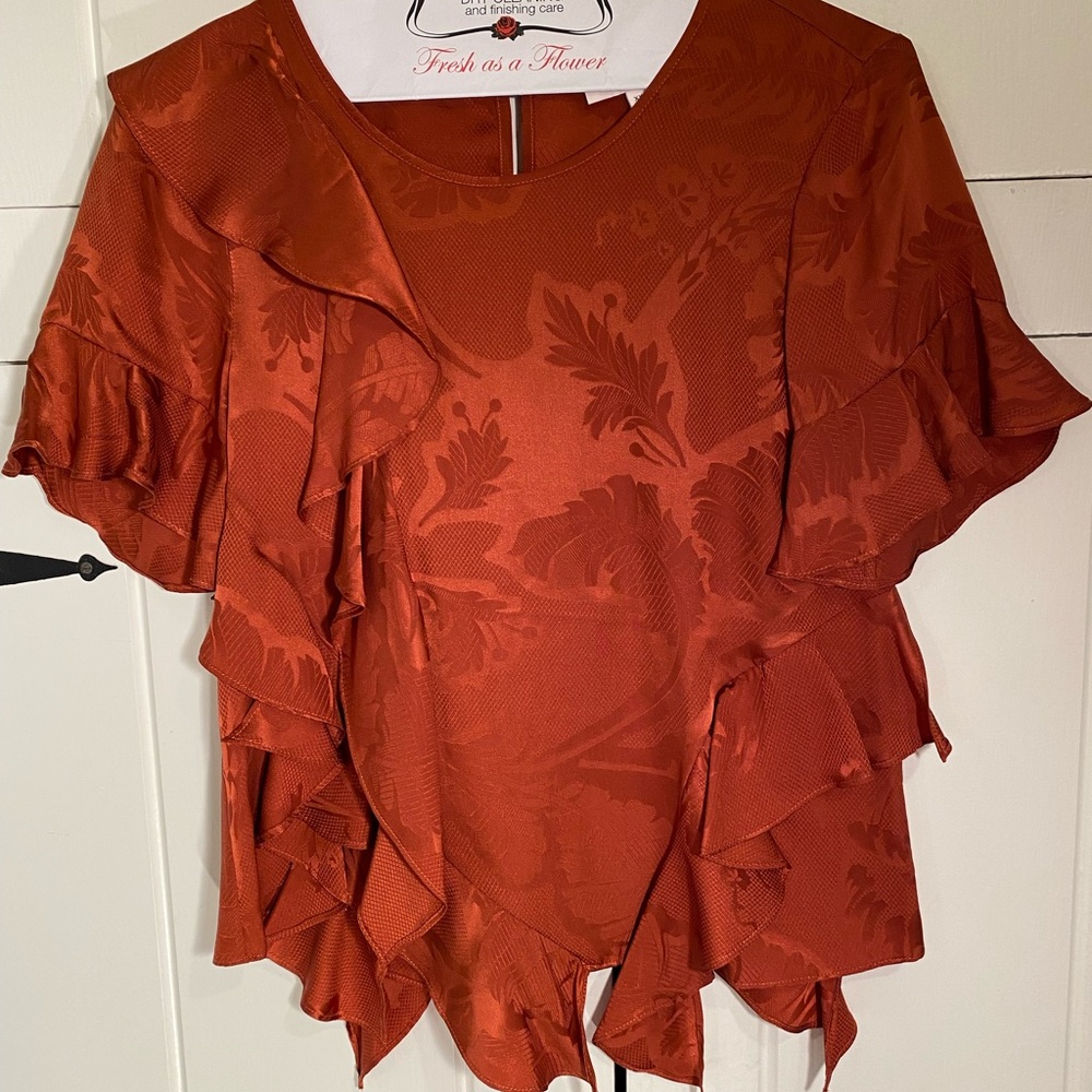 Cinq a Cept 100% Silk ruffled embossed print top with button closure. Size XXS. - Picture 2 of 8